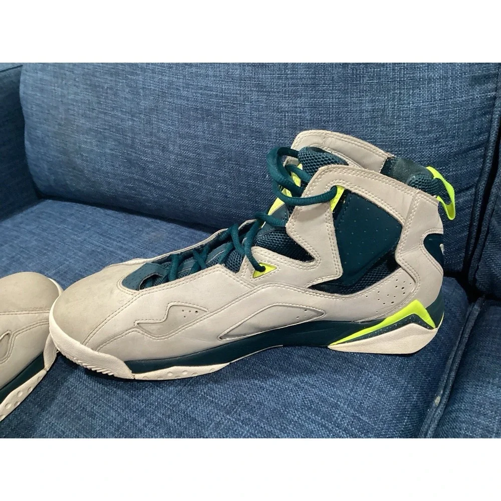 Jordan True Flight Pure Platinum Volt White Mens Size 12 Athletic Sneakers